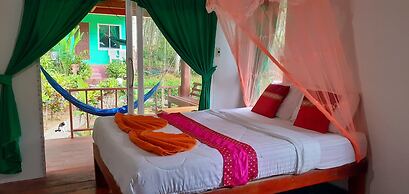 Lanta Maikeaw Bungalow