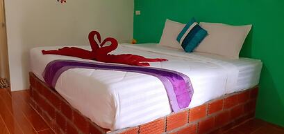 Lanta Maikeaw Bungalow