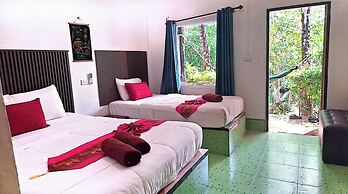 Lanta Maikeaw Bungalow