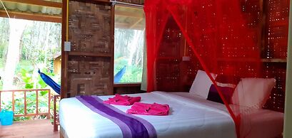 Lanta Maikeaw Bungalow