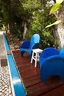 Ericeira Chill Hill Hostel & Private Rooms