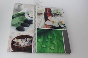 Ericeira Chill Hill Hostel & Private Rooms