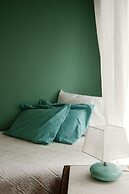 Ericeira Chill Hill Hostel & Private Rooms