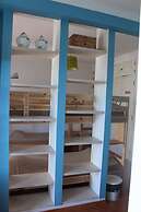 Ericeira Chill Hill Hostel & Private Rooms - Peach Garden