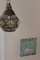 Ericeira Chill Hill Hostel & Private Rooms - Peach Garden