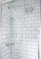 Kings Head Hotel by Greene King Inns