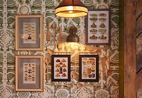 Kings Head Hotel by Greene King Inns