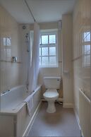 Kingstown Hotel by Greene King Inns