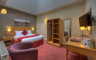 Kingstown Hotel by Greene King Inns