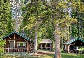 Kootenay Park Lodge