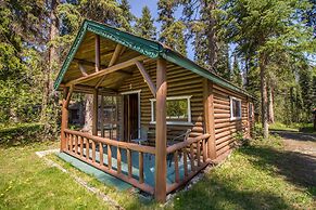 Kootenay Park Lodge