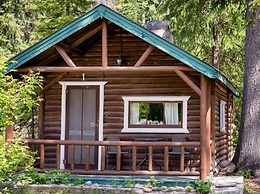 Kootenay Park Lodge