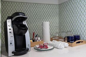 Lighthouse Club Hotel