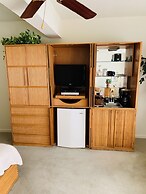 Lighthouse Club Hotel