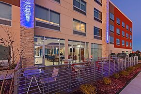 Holiday Inn Express & Suites Tulsa West - Sand Springs by IHG