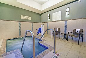 Hampton Inn & Suites Milwaukee/Franklin
