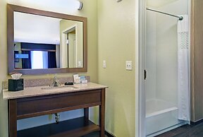 Hampton Inn & Suites Milwaukee/Franklin