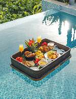 Carana Beach Hotel