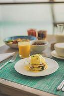 Carana Beach Hotel
