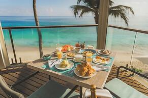 Carana Beach Hotel