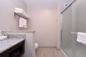 Holiday Inn Express & Suites Williams by IHG