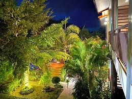 Hatzanda Lanta Resort