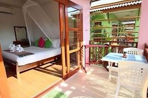 Pinky Bungalows Resort