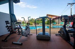 Pinky Bungalows Resort