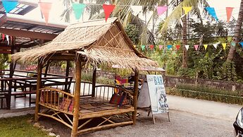 Pinky Bungalows Resort