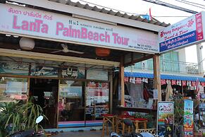 Pinky Bungalows Resort