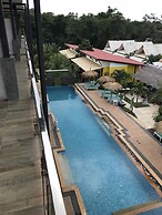 Pinky Bungalows Resort