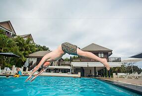 The Crow's Nest Resort