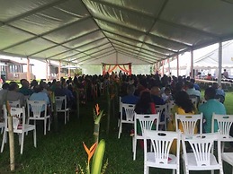 The Crow's Nest Resort