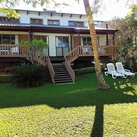 The Crow's Nest Resort