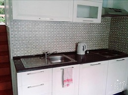 The Crow's Nest Resort