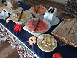 The Crow's Nest Resort