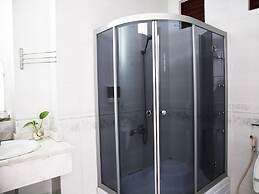 Hoa Phat Hotel & Apartment