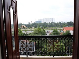 Hoa Phat Hotel & Apartment