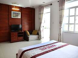 Hoa Phat Hotel & Apartment