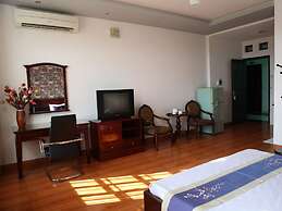 Hoa Phat Hotel & Apartment