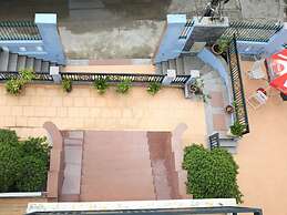 Hoa Phat Hotel & Apartment