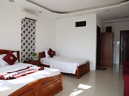 Hoa Phat Hotel & Apartment