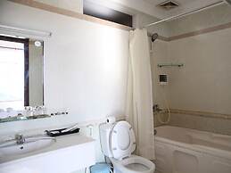 Hoa Phat Hotel & Apartment