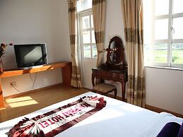 Hoa Phat Hotel & Apartment