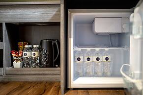 CUBE Family Boutique Capsule Hotel