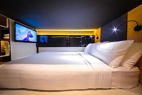 CUBE Family Boutique Capsule Hotel