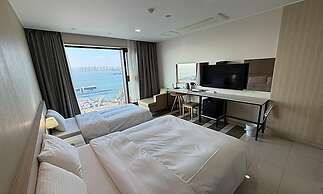 Premiers Hotel