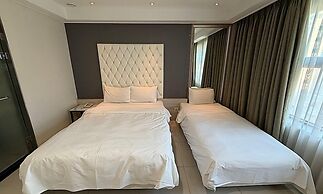 Premiers Hotel