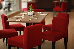 Grand Riverview Hotel