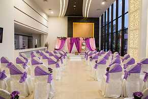 Grand Riverview Hotel